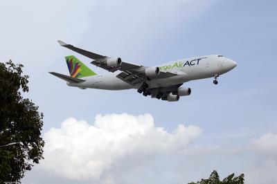 深圳市雄锋国际物流有限公司