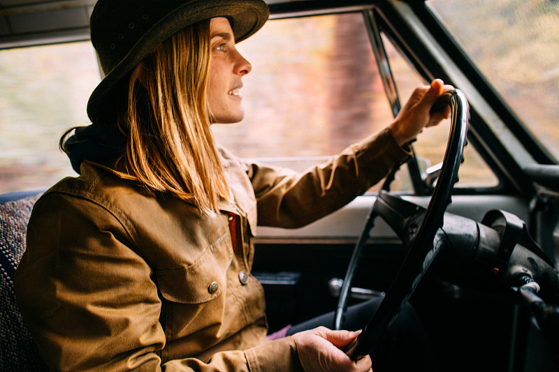 联邦物流上门取件电话号码