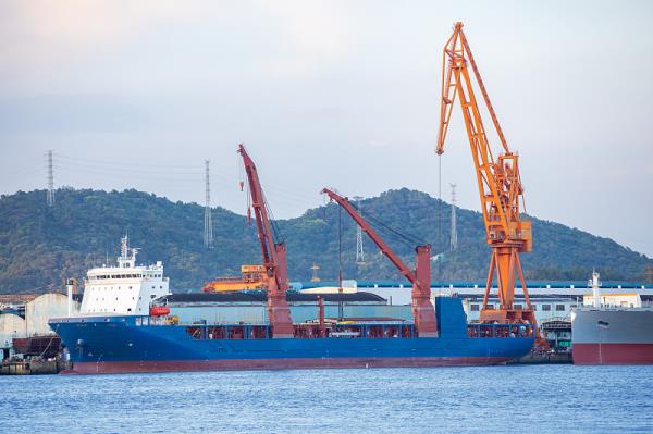 中俄国际双清物流贸易