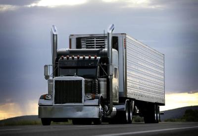 中美空运5日达费用高吗？速度、成本与抉择全