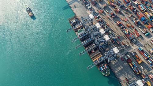 深圳能走液体的国际货代有吗