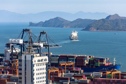 油价高企航空公司价格战伤害的不仅是自己上