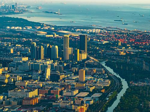 顺丰在深港口岸开辟多个大闸蟹自提点