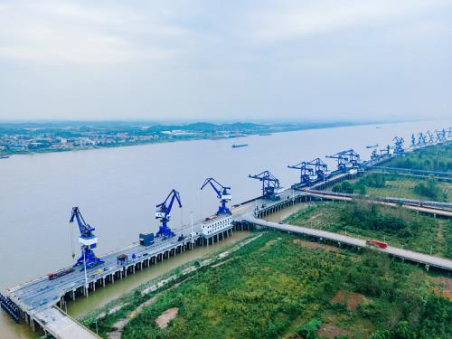 新石器无人车投入运营车辆超6600辆