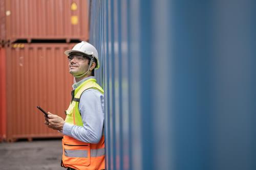 前三个季度交通运输业发展韧性持续彰显