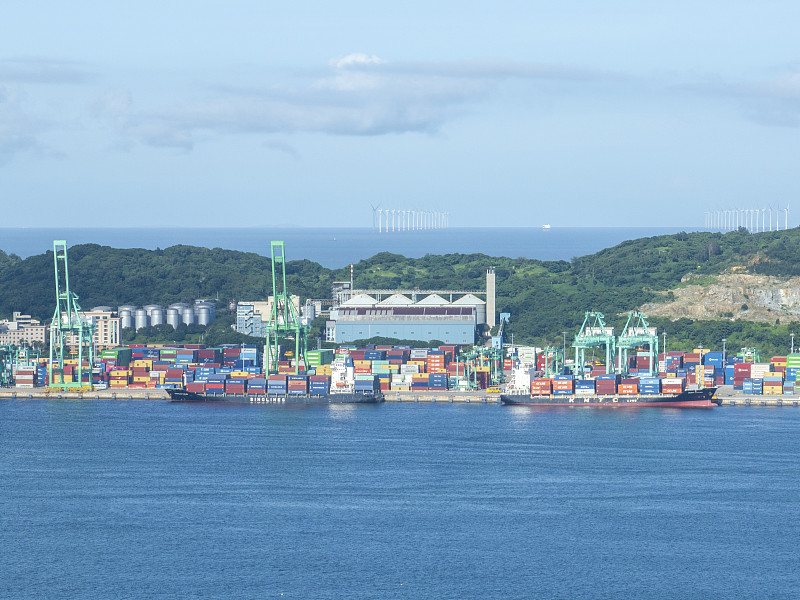 海关总署:机电产品占出口总值60.9%,汽车出口增长17.6%