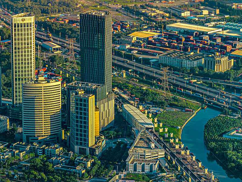 京东进博会新增50个国家馆进口品牌销售前三季增65% 京东进博会新增50个国家馆进口品牌销售前三季增65%