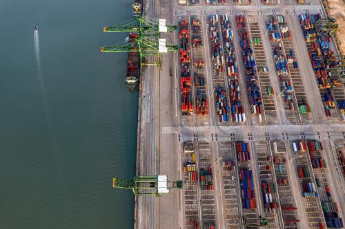 跨境电商崛起:驱动国际空运需求的新引擎(国