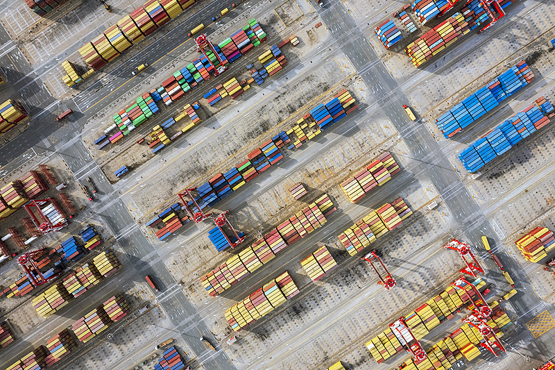 2025年末海运运价报告:亚欧线强劲上扬,美线回归稳定区间(国际海运新闻资讯) 2025年末海运运价报告:亚欧线强劲上扬,美线回归稳定区间(国际海运新闻资讯)