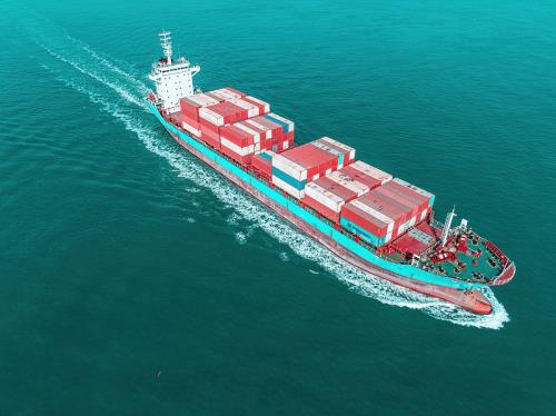 国际海运太仓港储能柜出口量翻番(突破1万箱