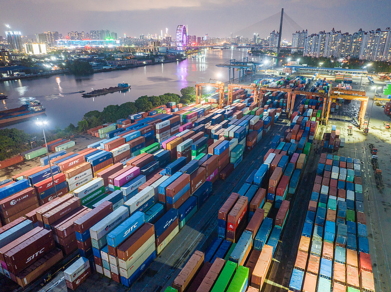 她们从中国网购海运来新加坡家里！仅6.8元！手慢无～