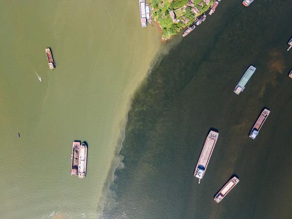 部分路线集装箱价格翻10倍！新加坡港疫情反复，海运拥堵加剧！