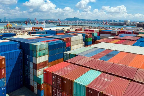 新加坡首个电动海运船正式运营！（海运运营成本可降低 50%）