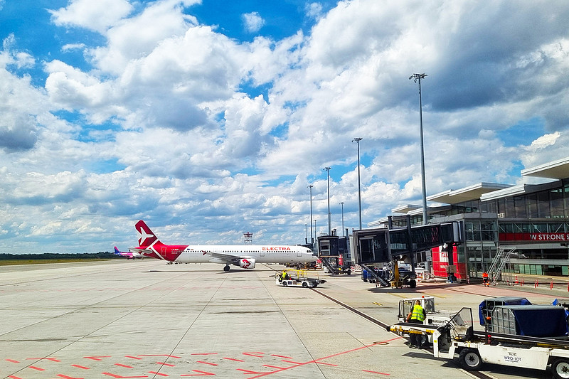 空运到新加坡多久