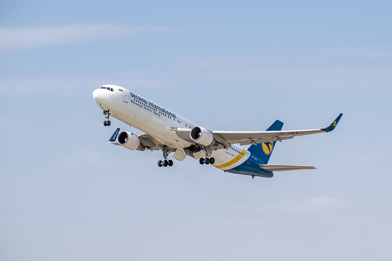 空运香水新加坡价格多少