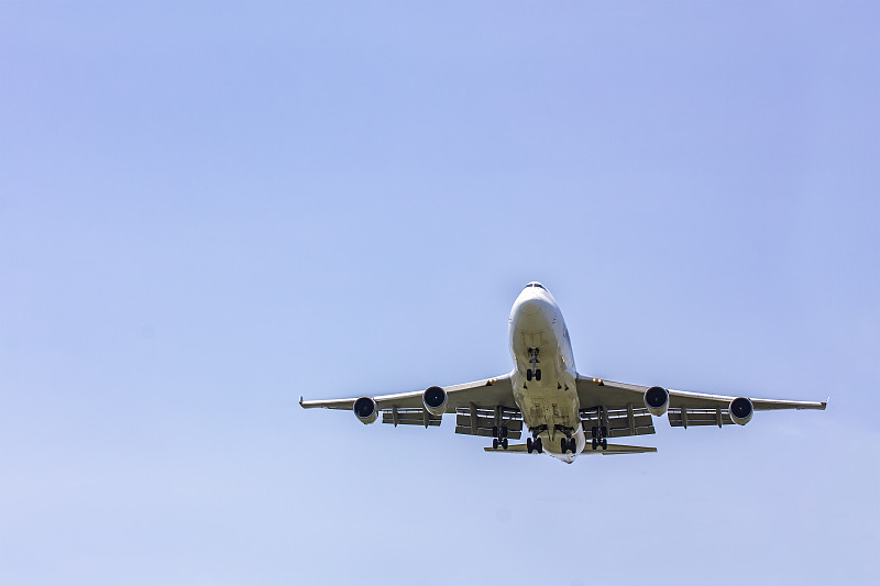 新加坡集运空运收费多少