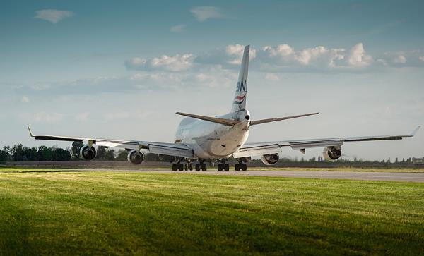 台湾空运新加坡价格多少