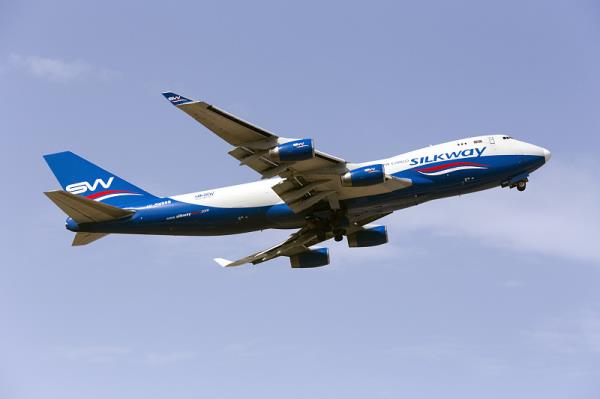 新加坡空运主机多少吨重