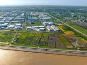 商品木制厨具经深圳市选用轮船快递至塞拉利