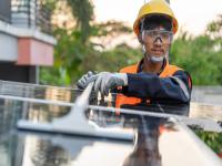 既大量挥霍又抱怨亏损航空公司该不该挨骂上海国际空运