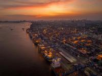 商品音像设备经北京市选择轮船配送抵达汤加——努库阿洛法