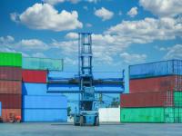 货品救生筏架经金华市采用轮船运送到韩国