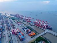 跨境物流，帮你顺利送达海外爱人的衣物与温情